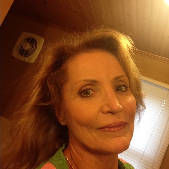 Meet your Posher, Michaelene - Picture 1 of 1